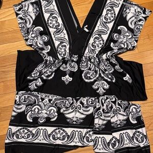 Black and White Paisley Women's Maxi dress